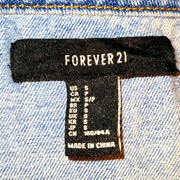 Forever 21 - Rose Embroidered Oversized French Jean Jacket - Picture 6 of 6
